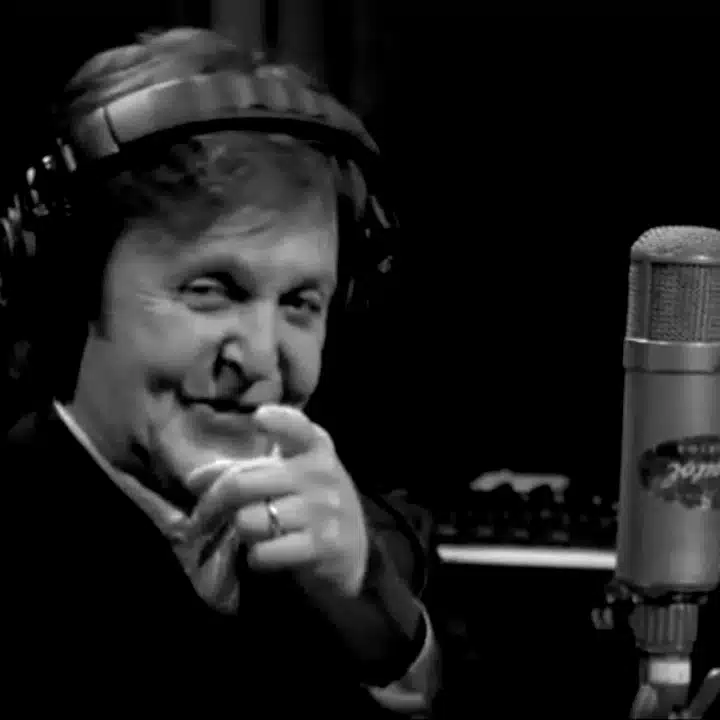 Paul McCartney Live Kisses